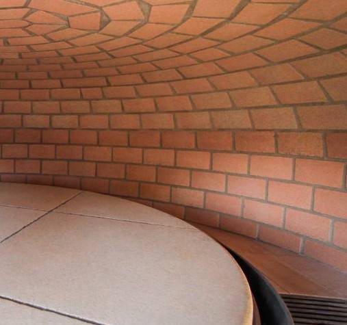 Les briques réfractaires : le cœur battant des Fours Esposito Forni